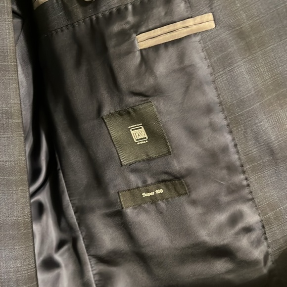 Hugo Boss Blue Check Suit 40R - Picture 4 of 5